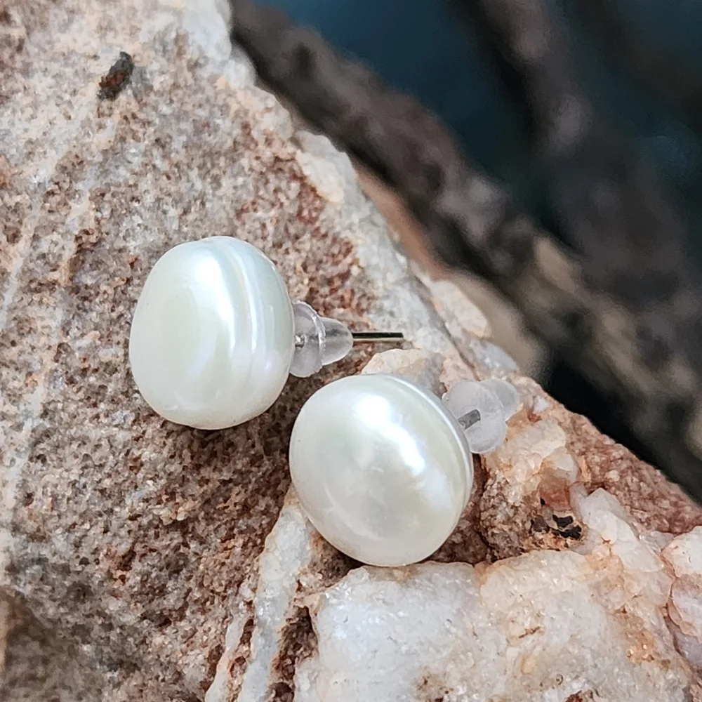 Natural Pearl Studs Round White Freshwater Pearls Studs Simple Minimalist
